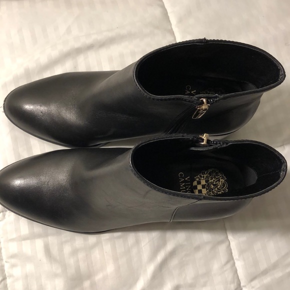 Black Leather Ankle Boots Brand New - Picture 2 of 4